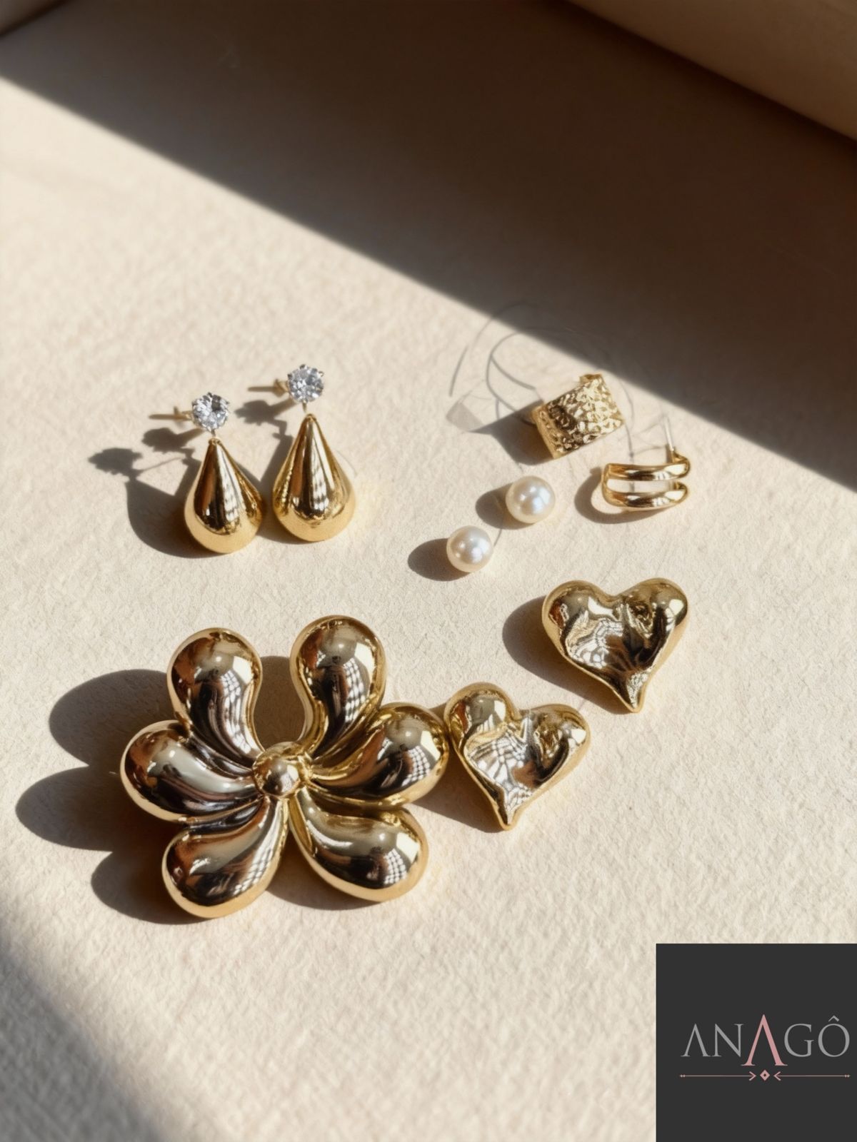 Kit brincos mais piercing falso